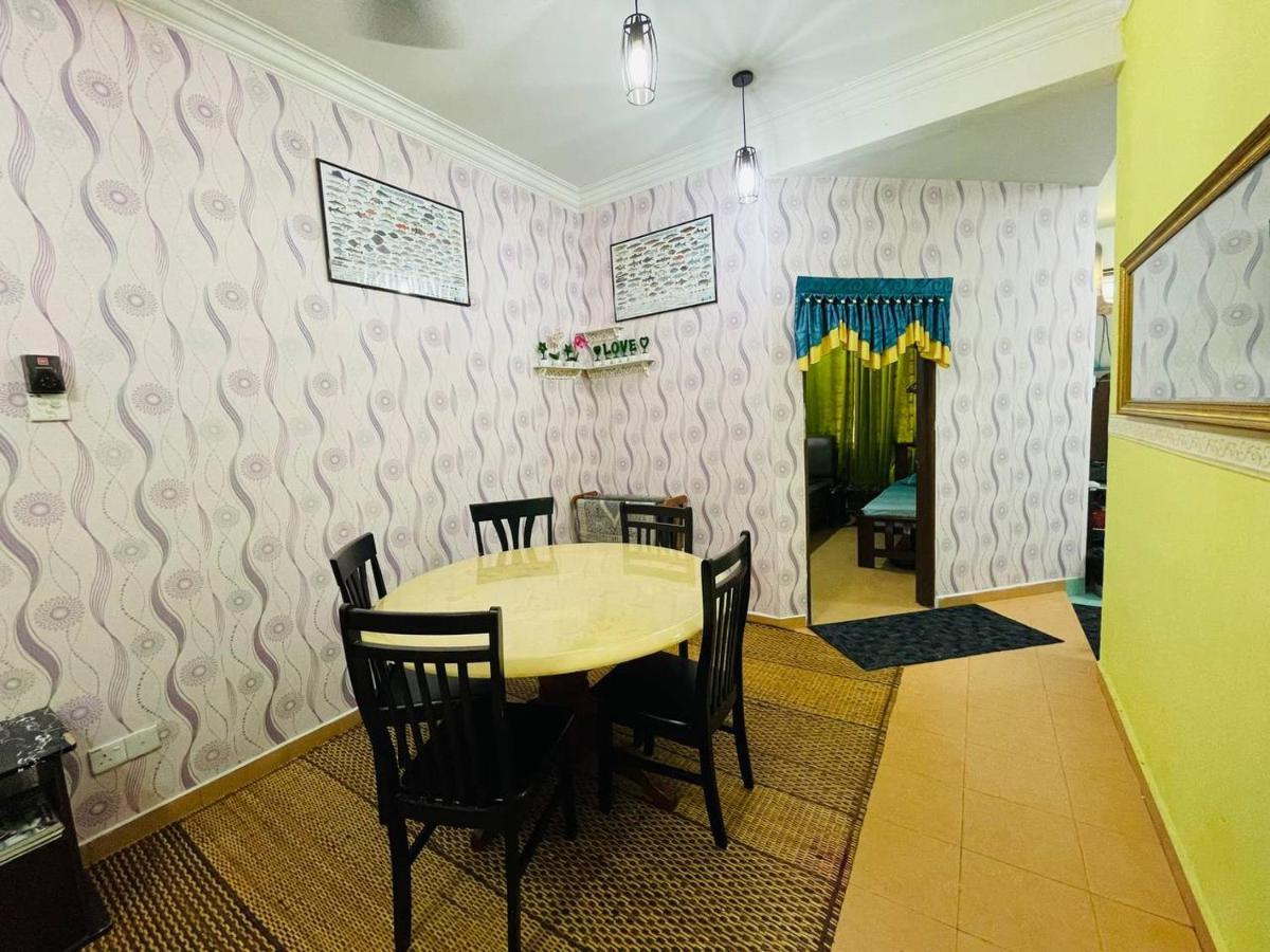 Niks Homestay Kok Lanas Kampong Kok Lanas Esterno foto